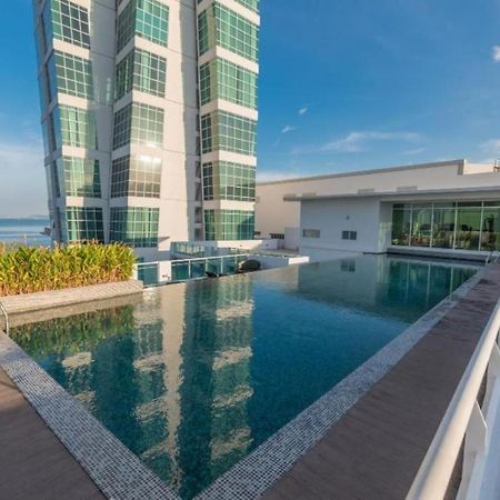 Loft Pano Seaview Suite 2 Bedroom By The Only Bnb Jelutong ภายนอก รูปภาพ