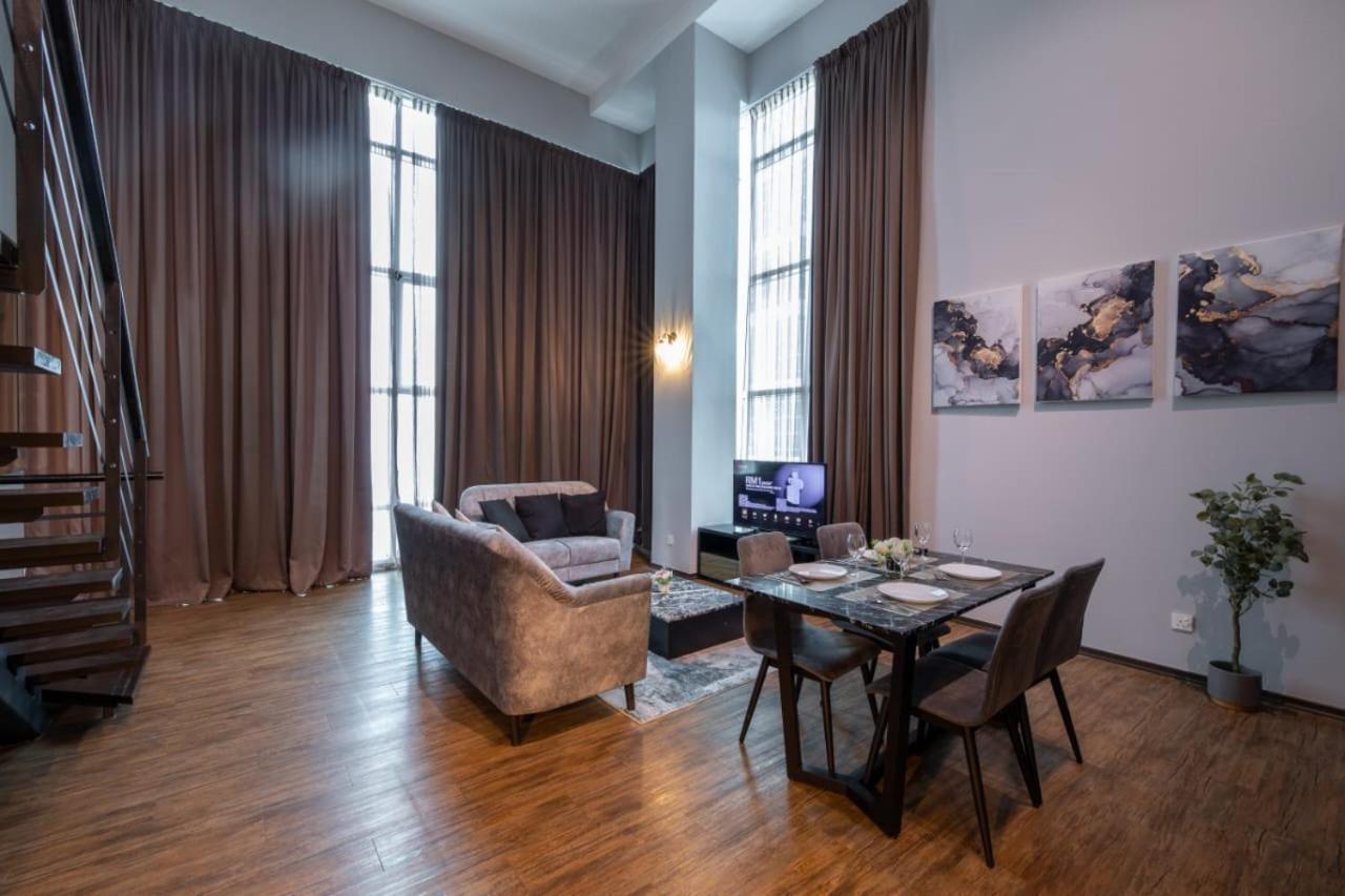 Loft Pano Seaview Suite 2 Bedroom By The Only Bnb Jelutong ภายนอก รูปภาพ