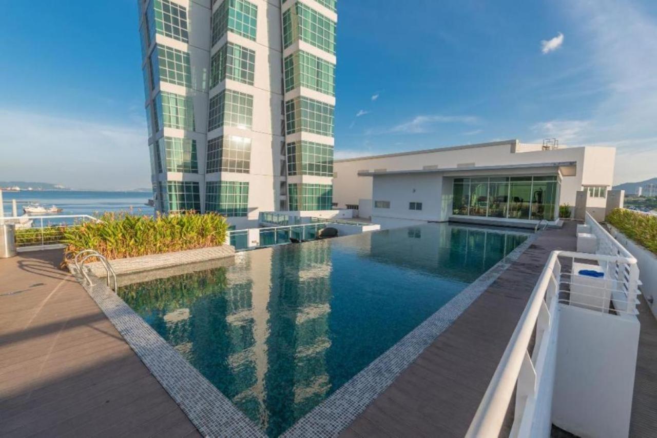 Loft Pano Seaview Suite 2 Bedroom By The Only Bnb Jelutong ภายนอก รูปภาพ