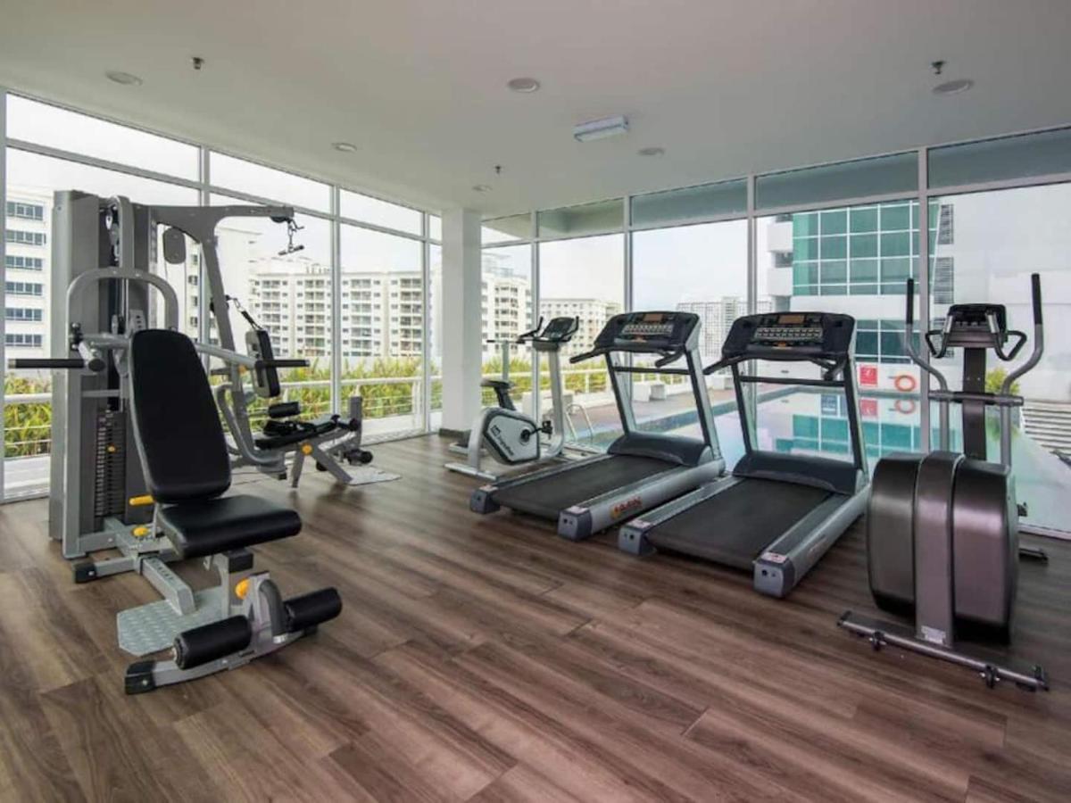 Loft Pano Seaview Suite 2 Bedroom By The Only Bnb Jelutong ภายนอก รูปภาพ